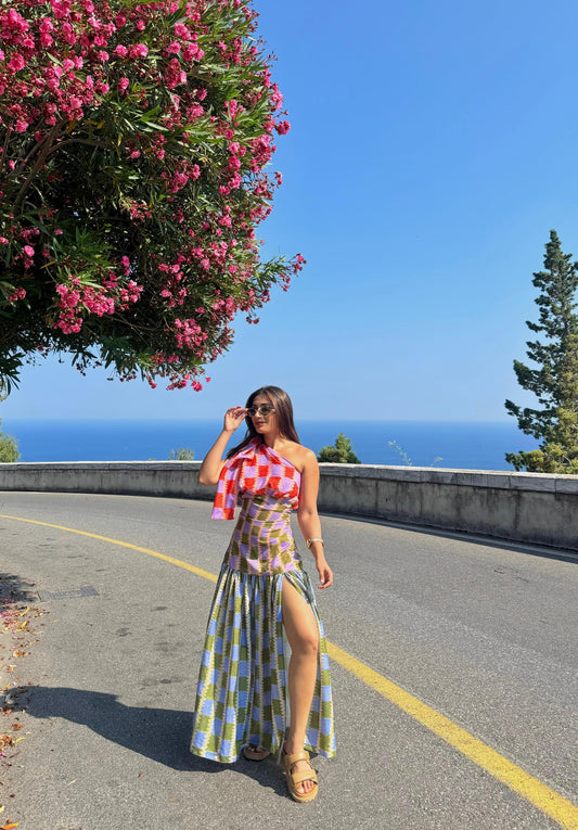 THECISTERCO in Scarlet haze