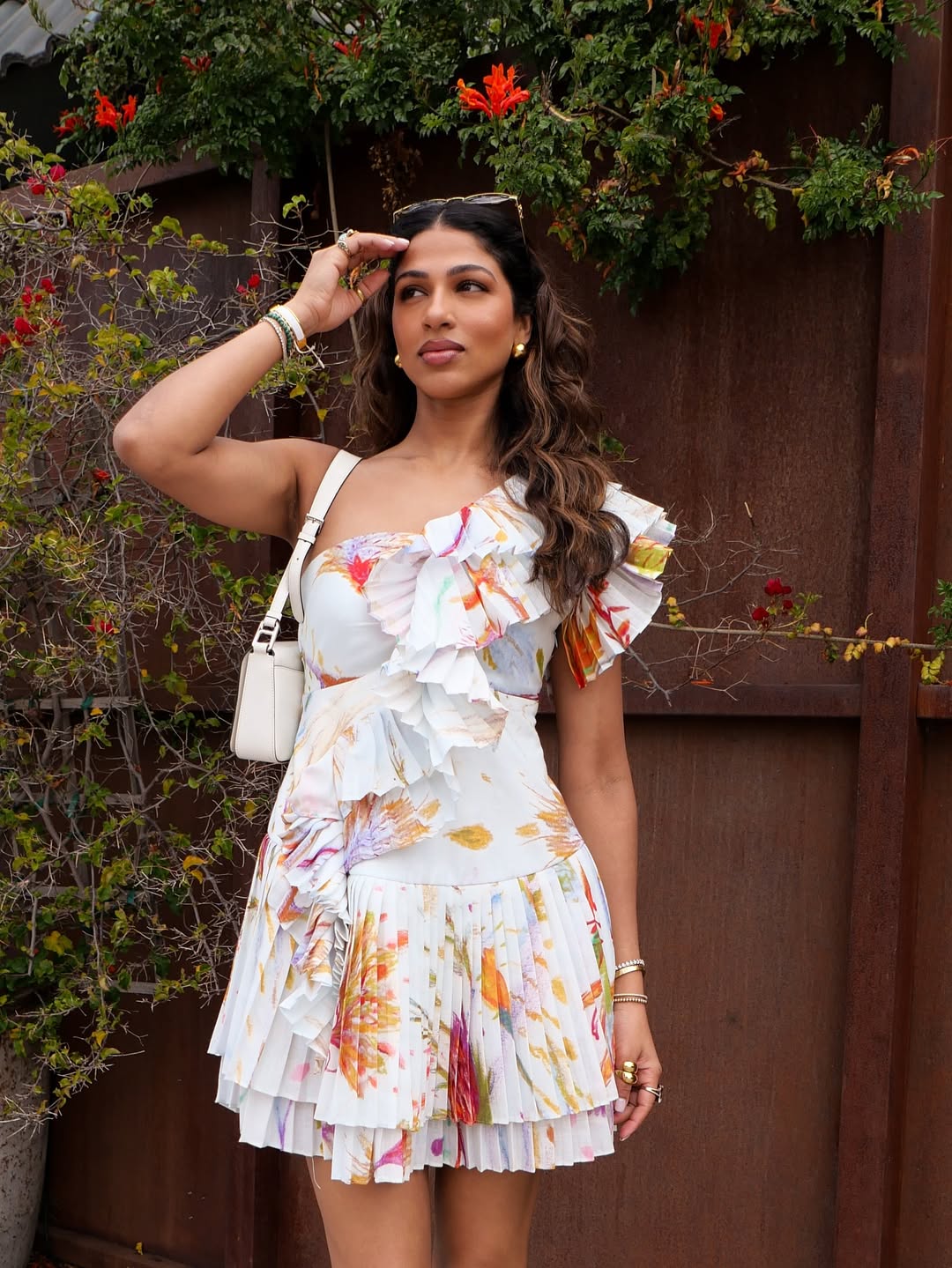 GEENA SINGH in Sunlit Swirls